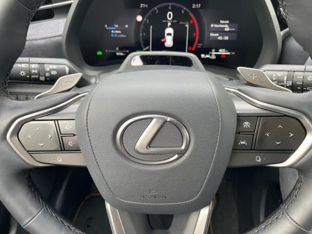 Lexus LBX