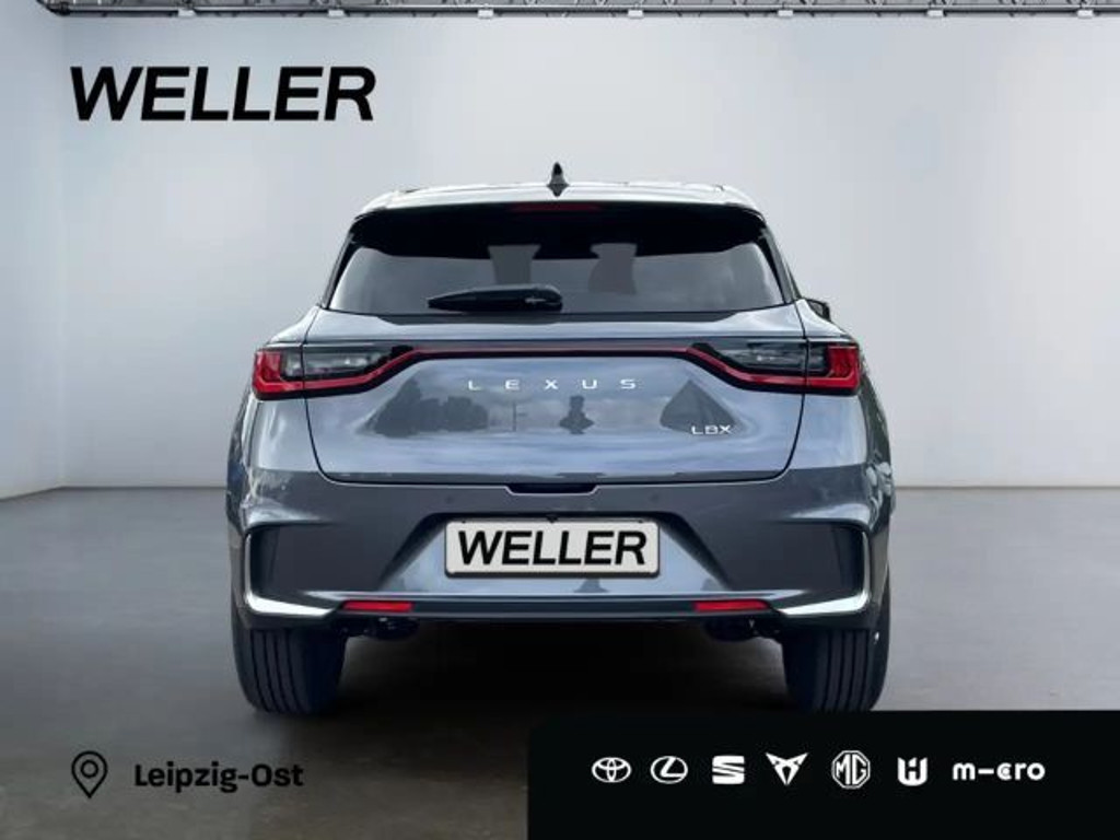 Lexus LBX