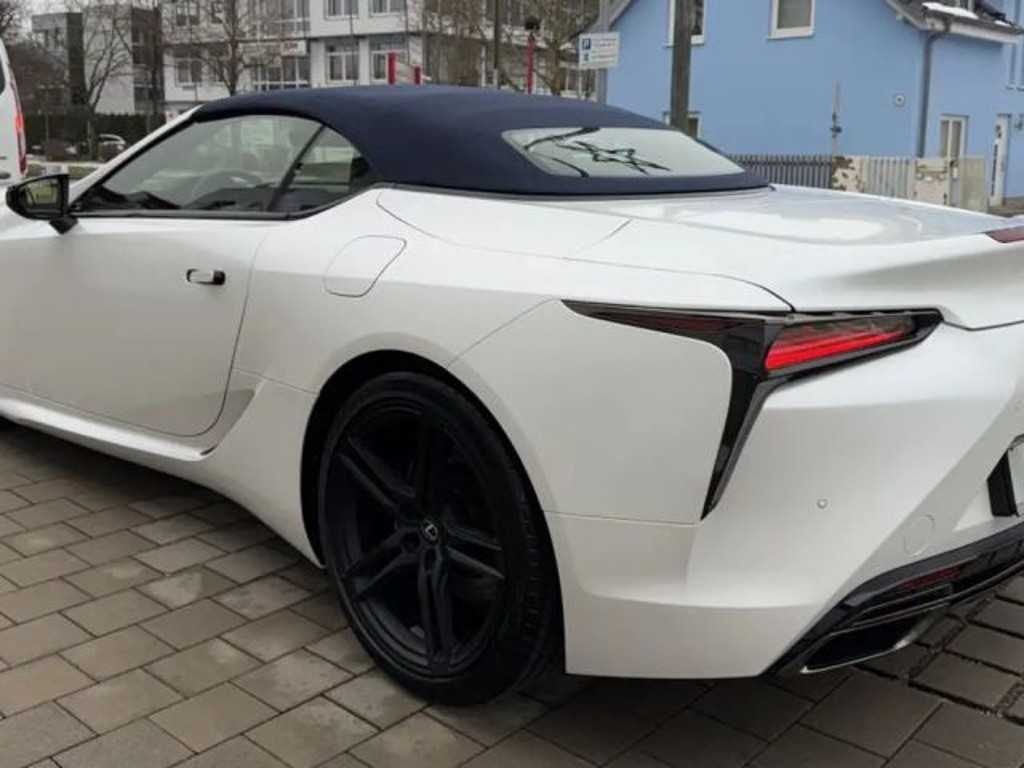 Lexus LC