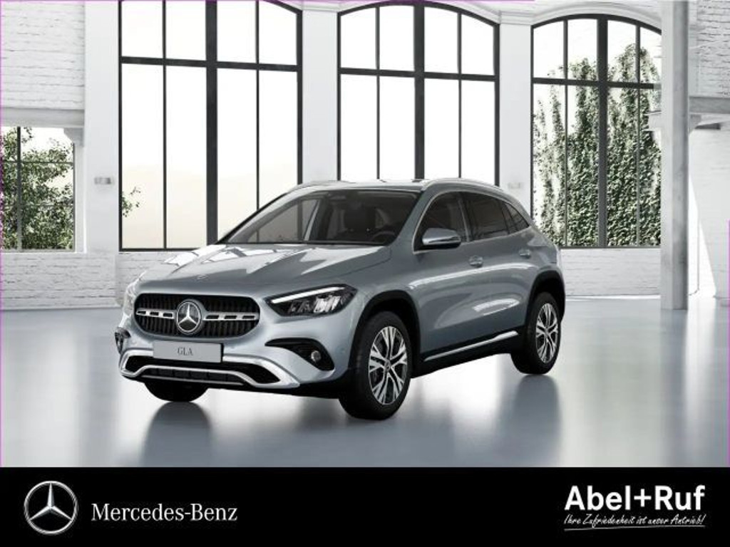 Mercedes-Benz GLA-Klasse 2024 Benzine