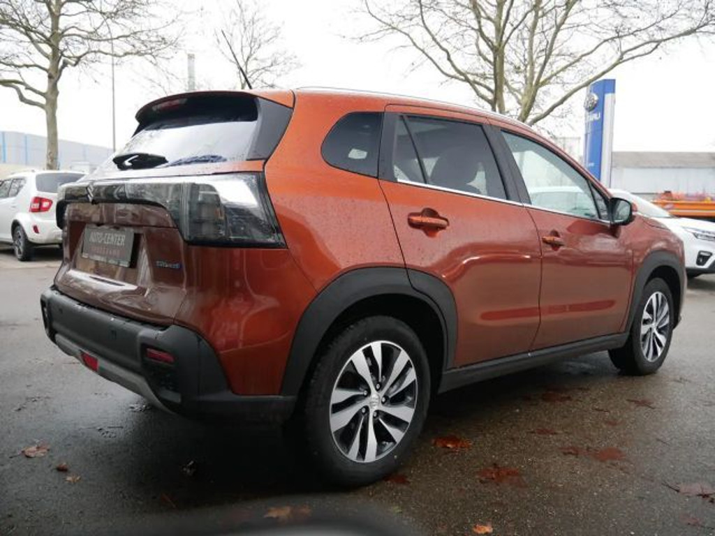 Suzuki S-Cross