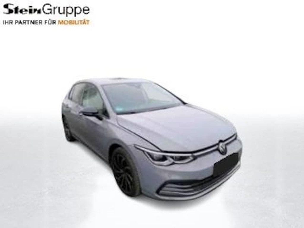 Volkswagen Golf 2023 Benzine