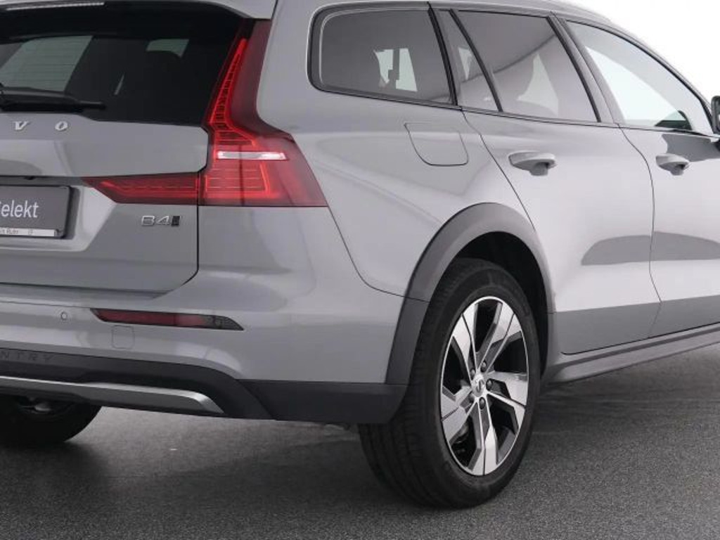 Volvo V60 Cross Country