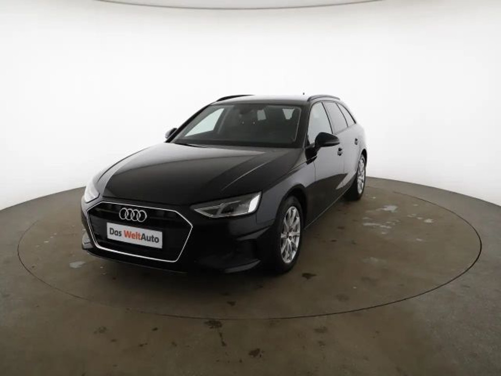 Audi A4 2022 Benzine