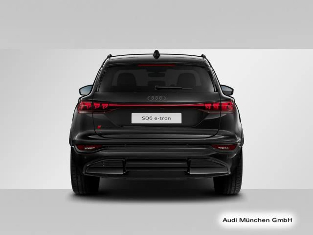 Audi SQ6 e-tron