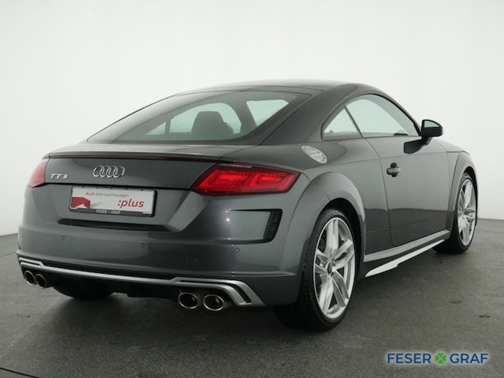 Audi TTS