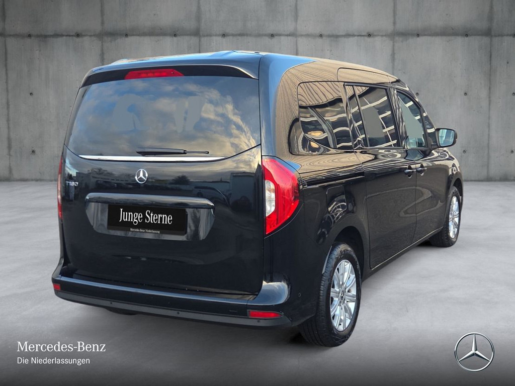 Mercedes-Benz T 180