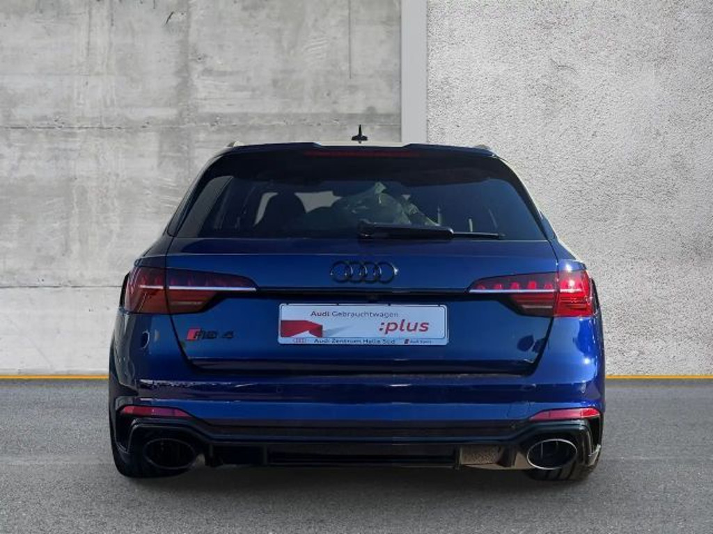 Audi RS4