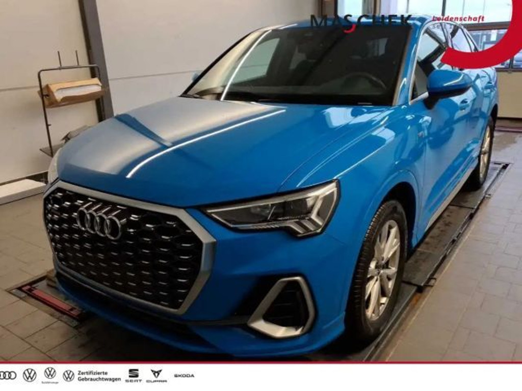 Audi Q3 2022 Benzine