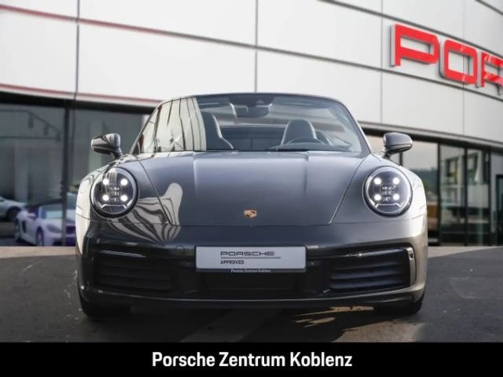 Porsche 992