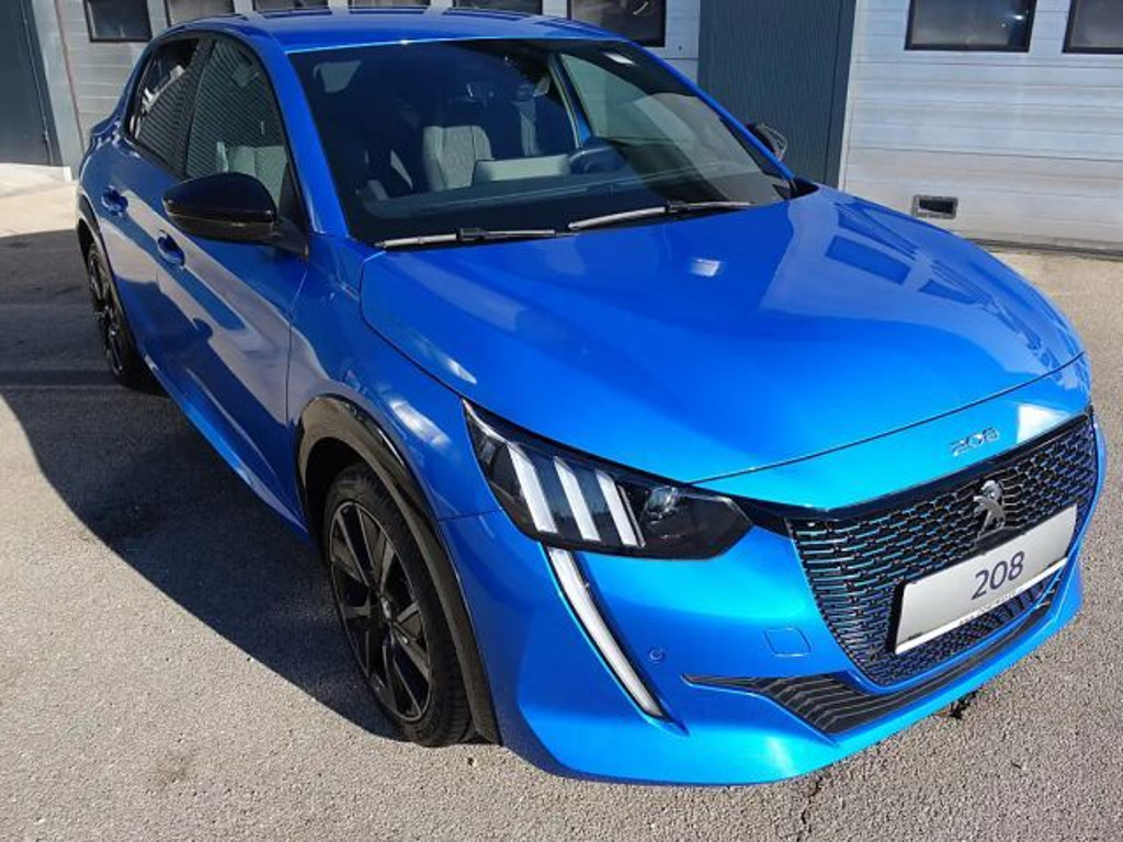 Peugeot e-208