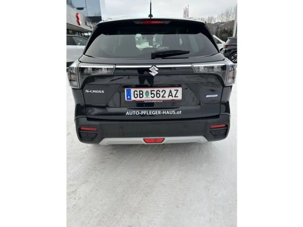 Suzuki S-Cross