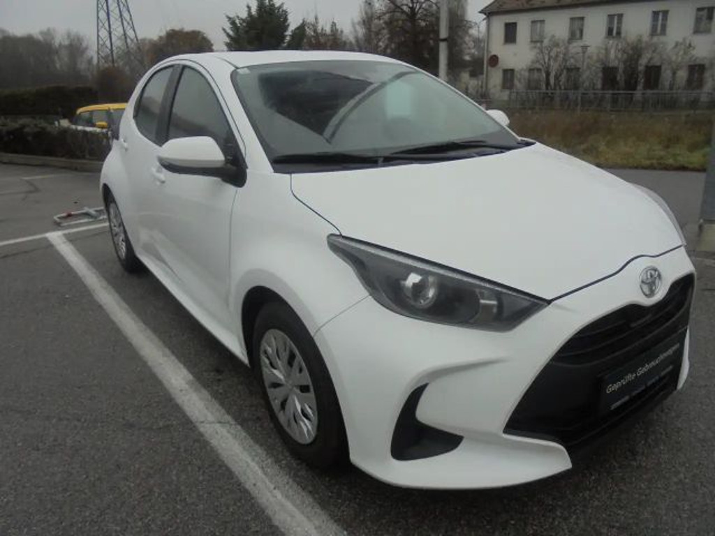Toyota Yaris 2024 Benzine
