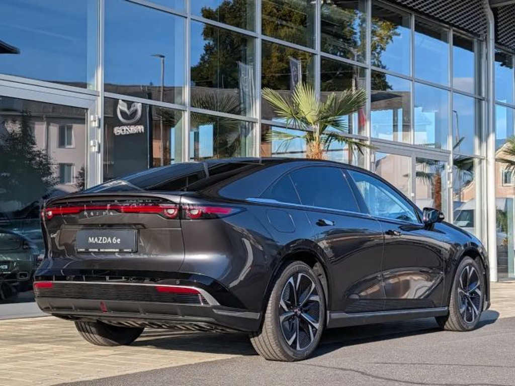 Mazda 6e