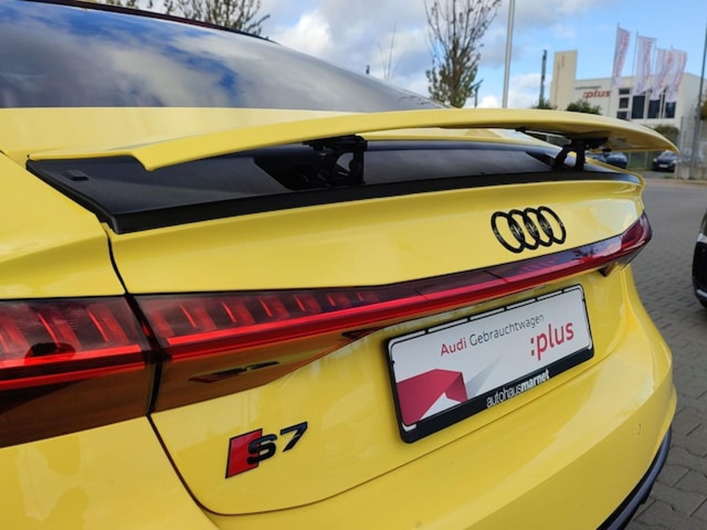 Audi S7