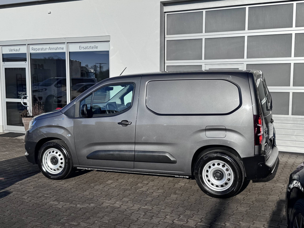 Toyota Proace City EV