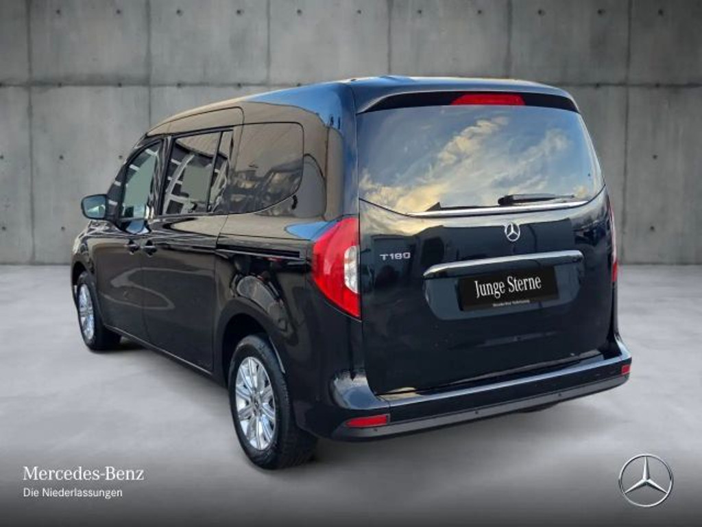 Mercedes-Benz T 180