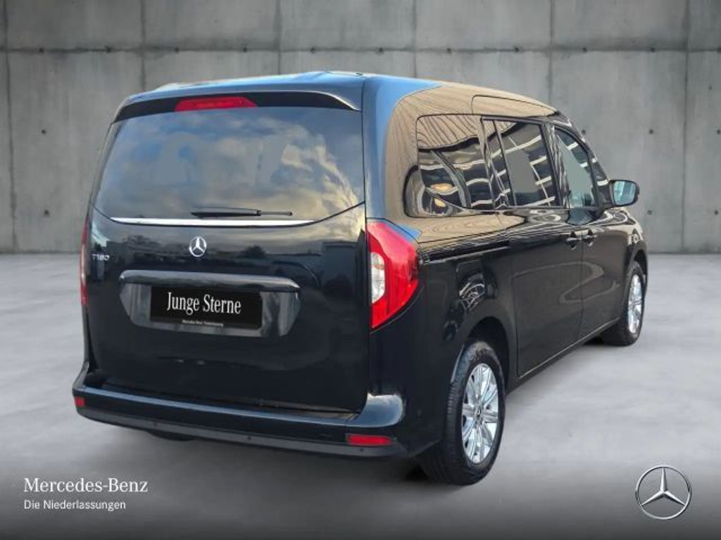 Mercedes-Benz T 180