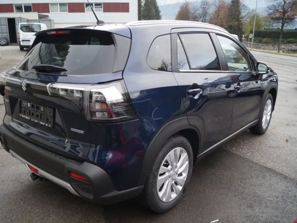Suzuki S-Cross