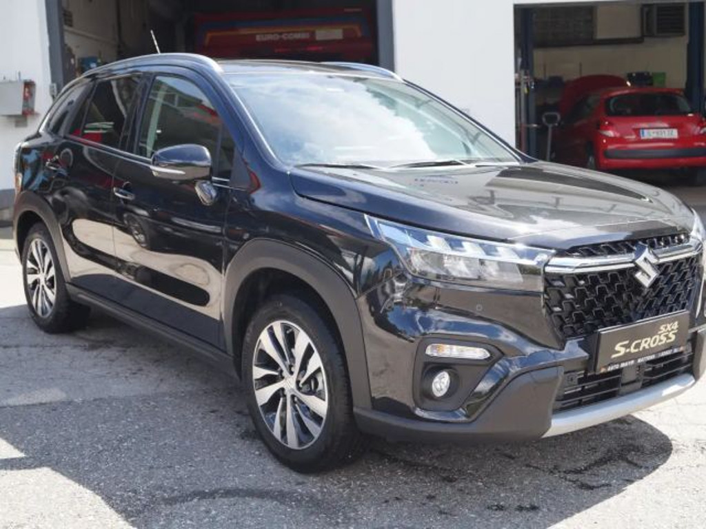 Suzuki S-Cross