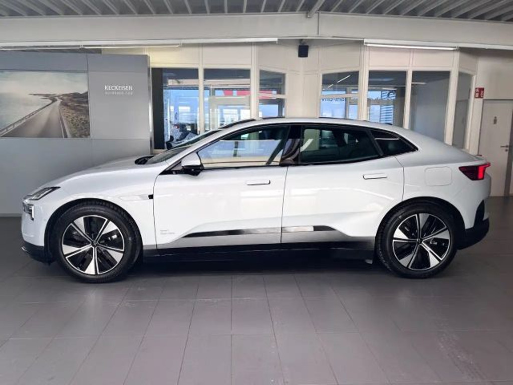 Polestar 4