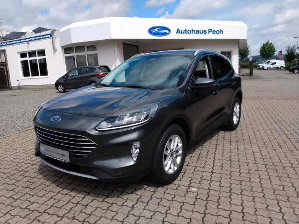 Ford Kuga 2021 Benzine