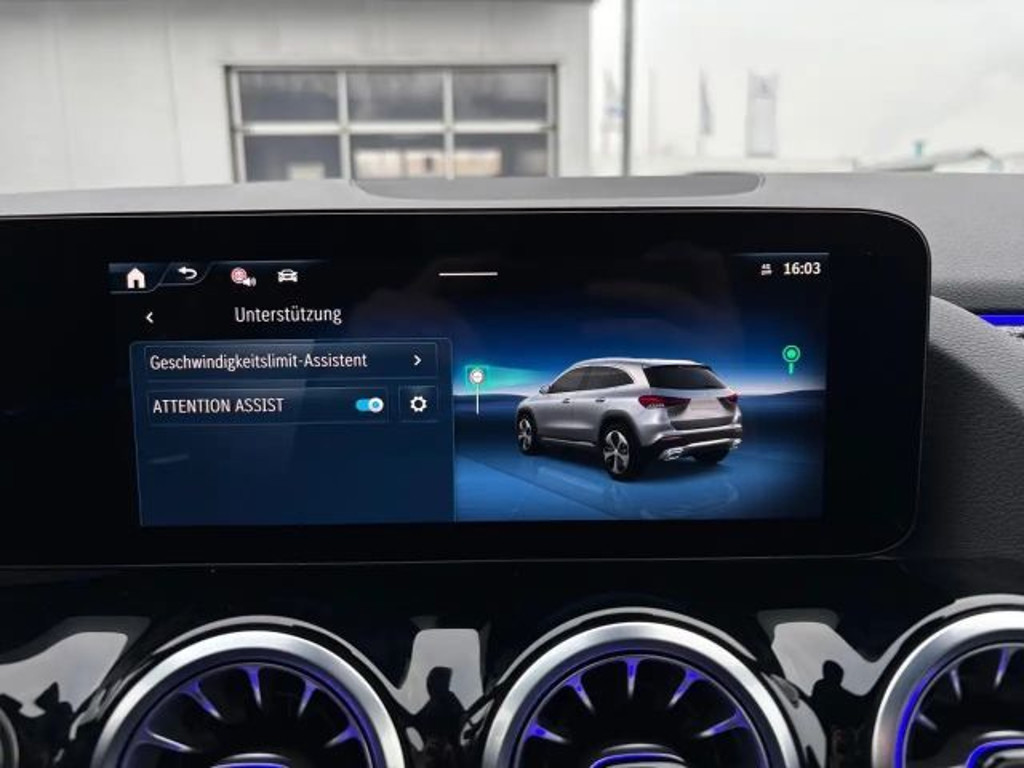 Mercedes-Benz GLA-Klasse