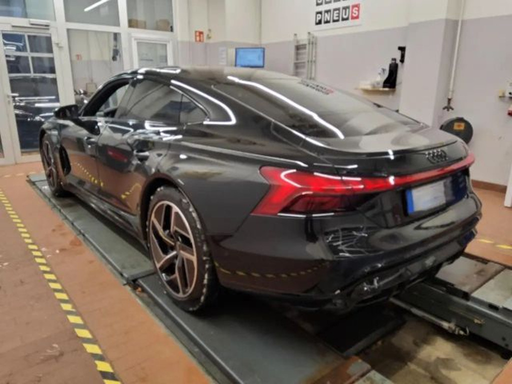 Audi e-tron GT