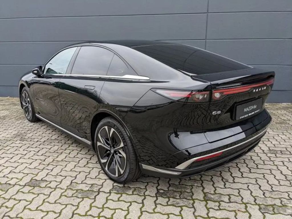 Mazda 6e