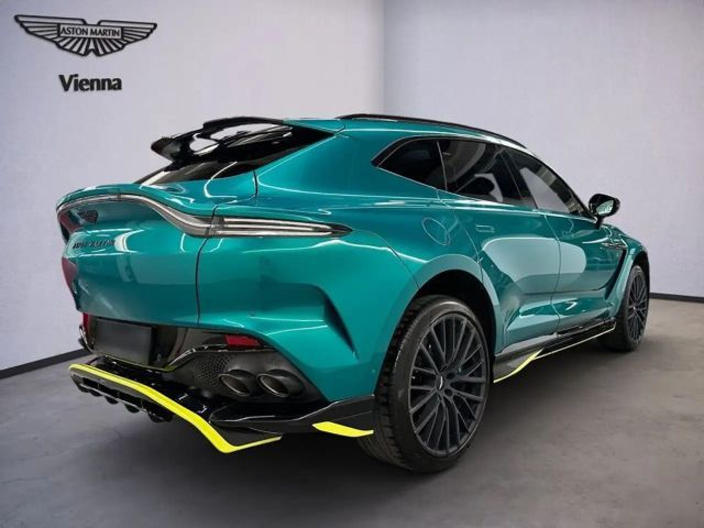 Aston Martin DBX