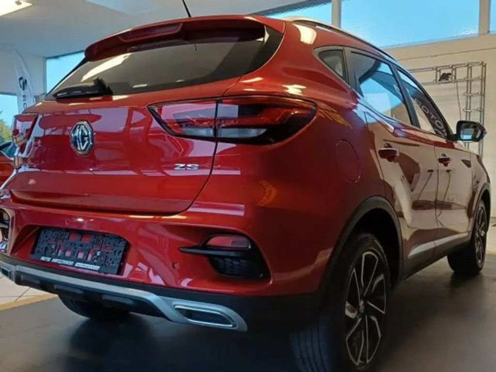 MG ZS