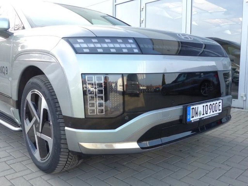 Hyundai IONIQ 9