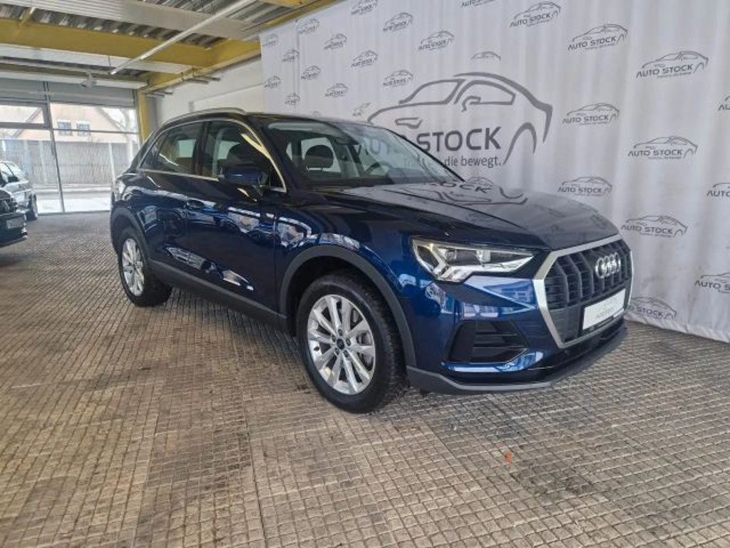 Audi Q3 2023 Hybride Benzine