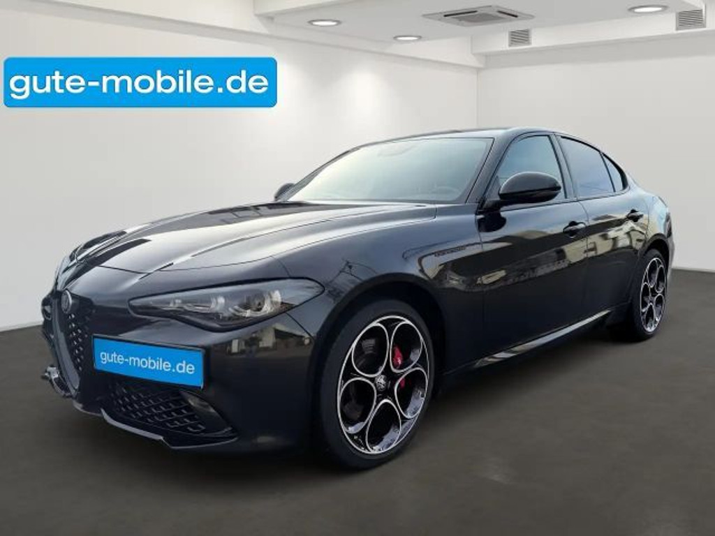 Alfa Romeo Giulia 2023 Benzine