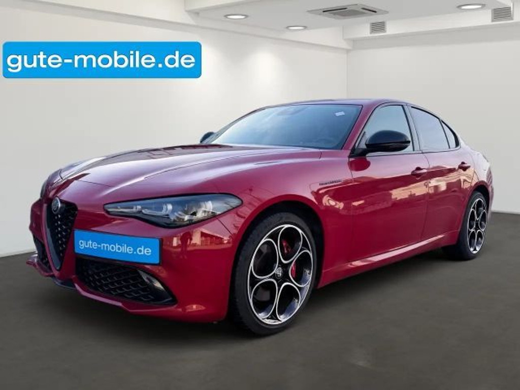 Alfa Romeo Giulia 2023 Benzine
