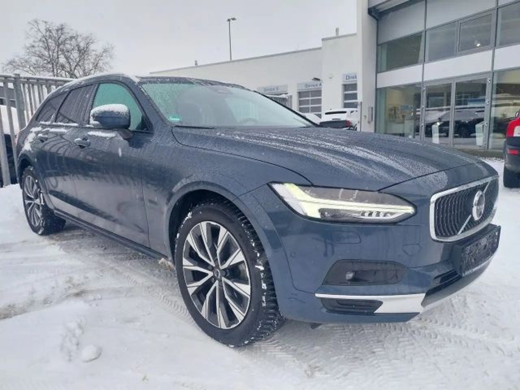 Volvo V90 Cross Country
