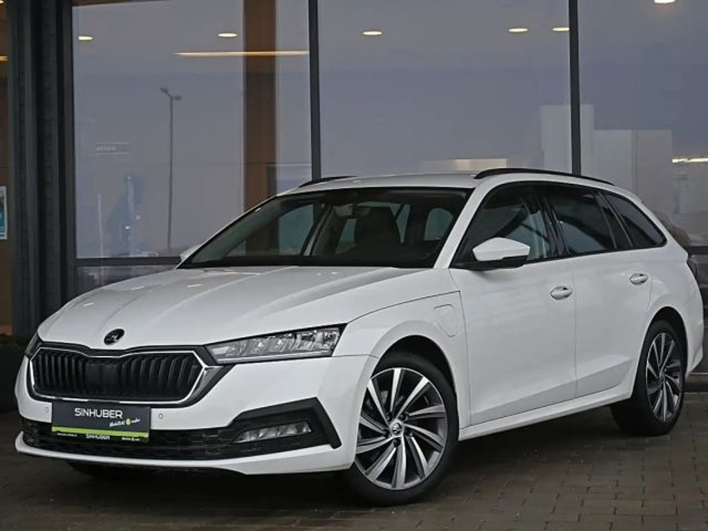 Skoda Octavia 2022 Hybride Benzine