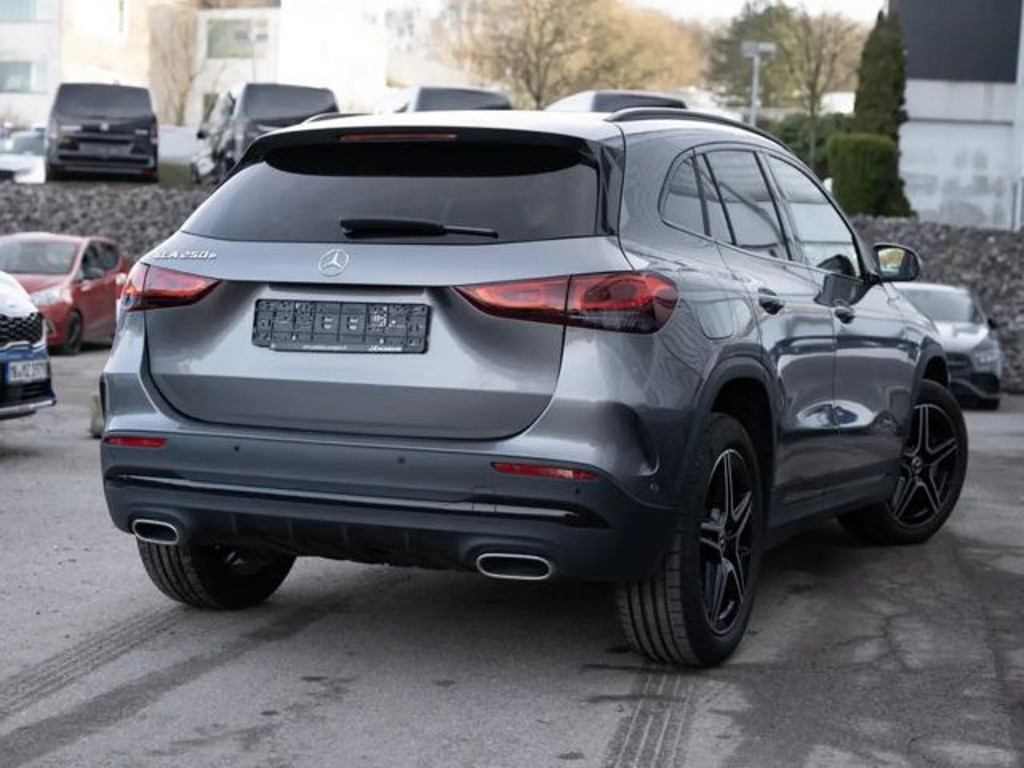 Mercedes-Benz GLA-Klasse
