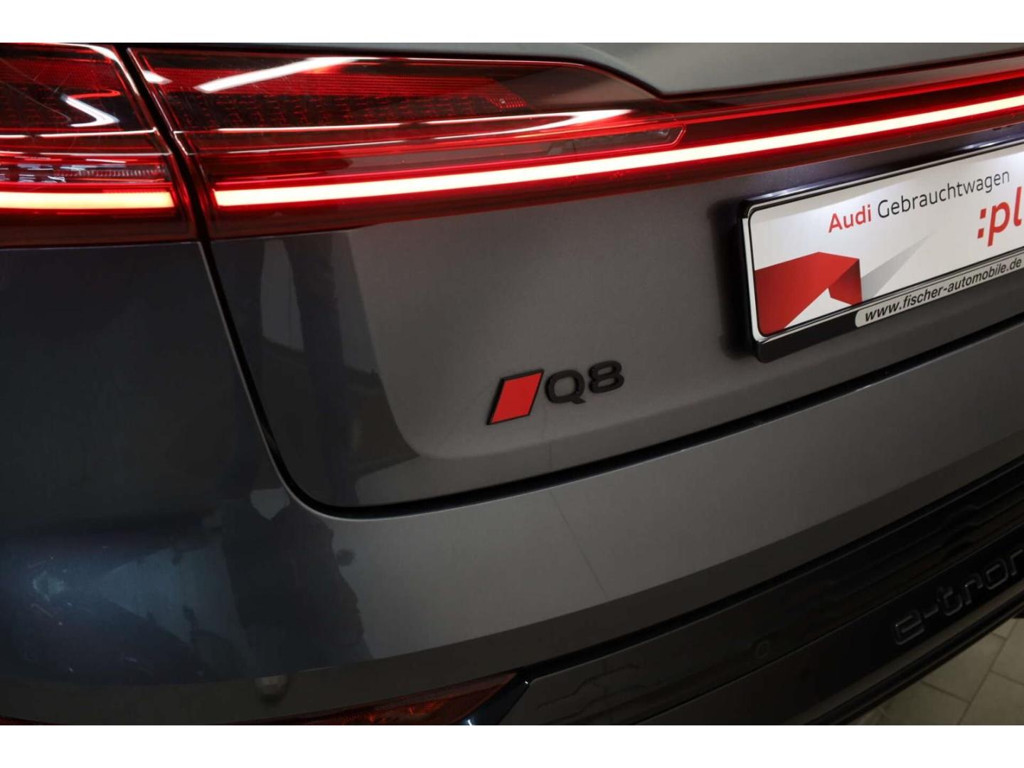 Audi Q8 e-tron