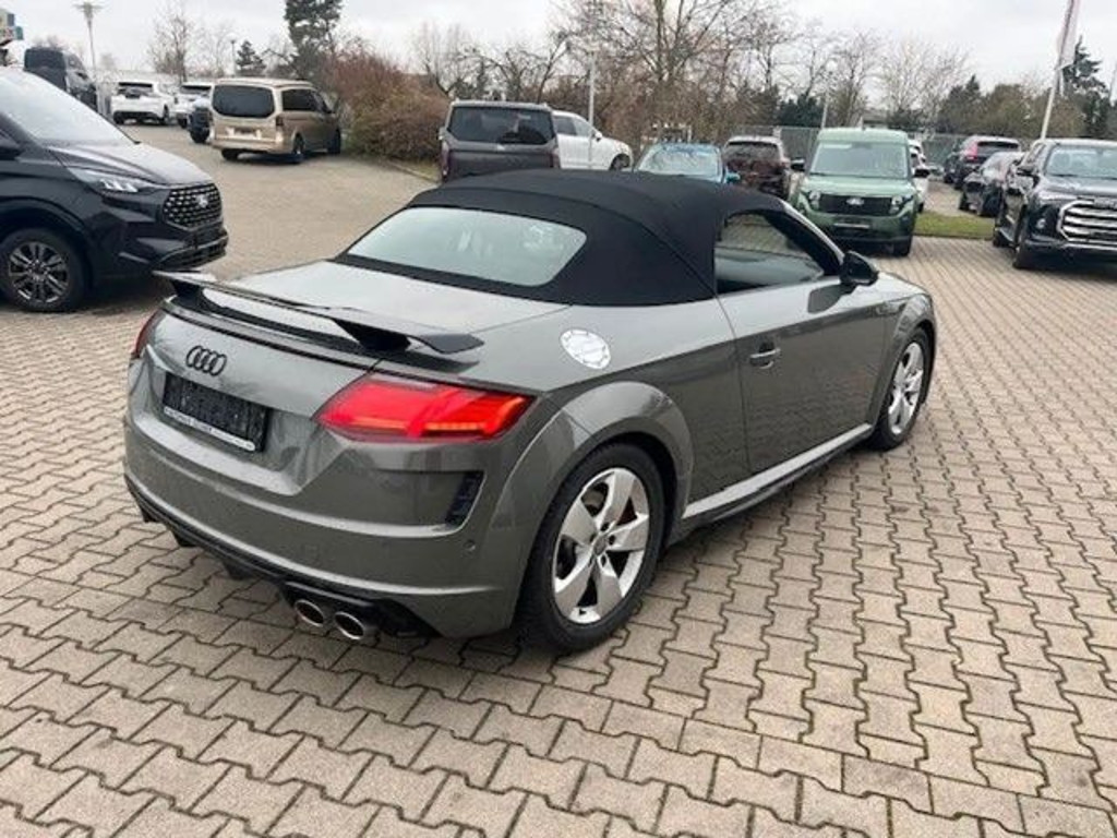 Audi TTS