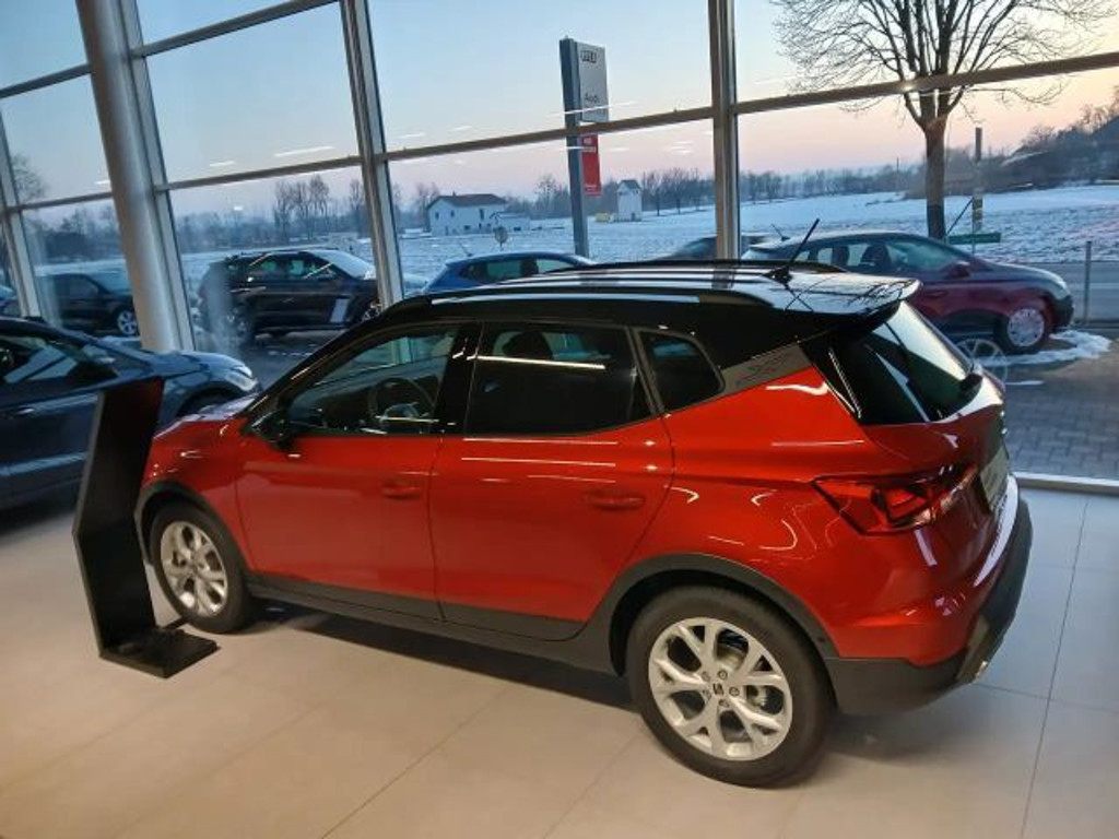 Seat Arona
