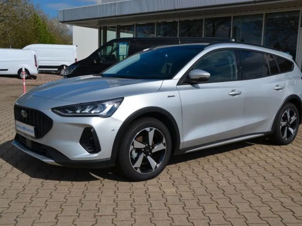 Ford Focus 2023 Hybride Benzine