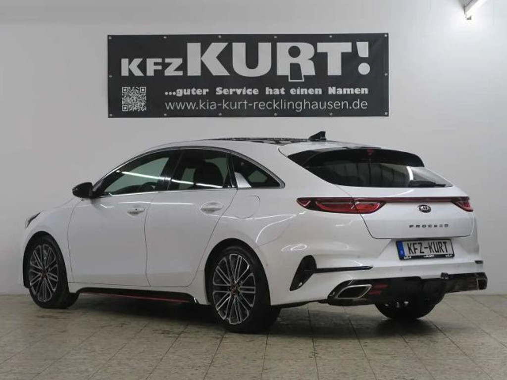 Kia ProCeed
