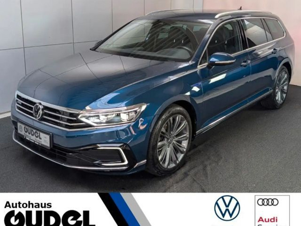 Volkswagen Passat 2022 Hybride Benzine