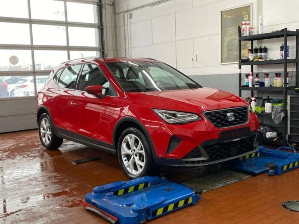 Seat Arona