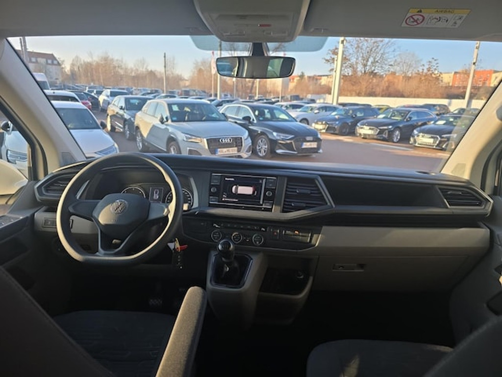 Volkswagen Caravelle