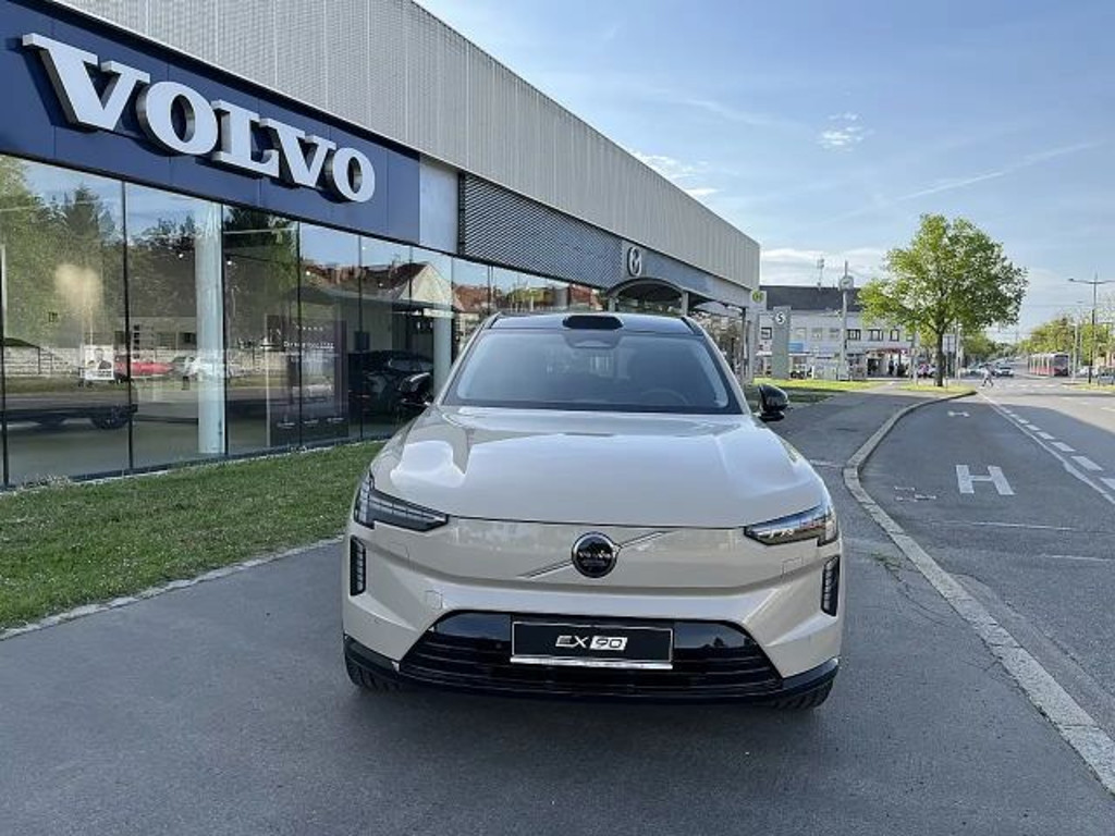 Volvo EX90