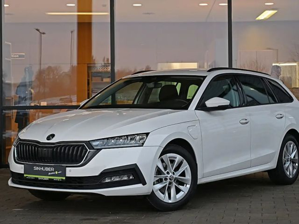 Skoda Octavia 2022 Hybride Benzine