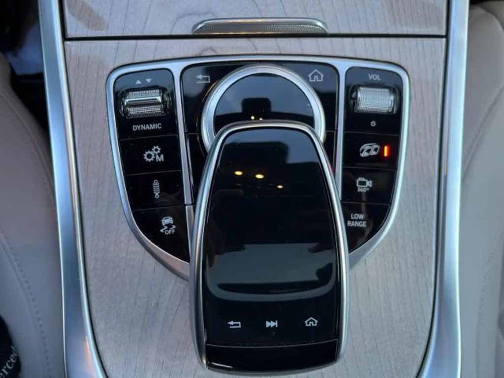 Mercedes-Benz G-Klasse