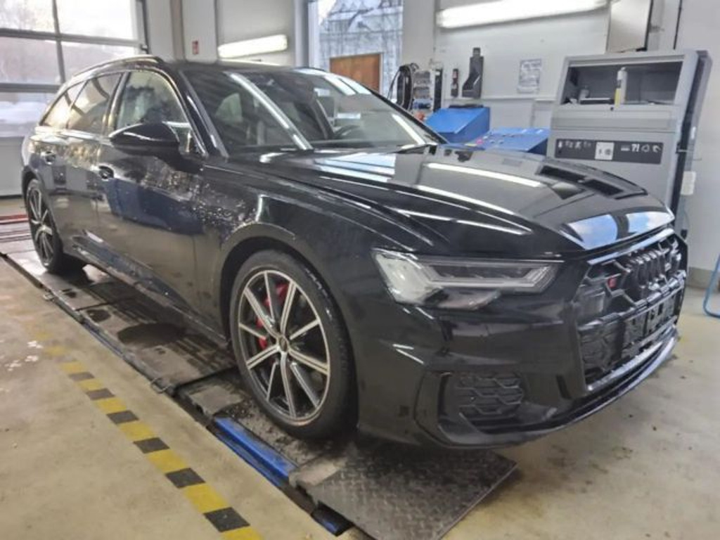 Audi S6